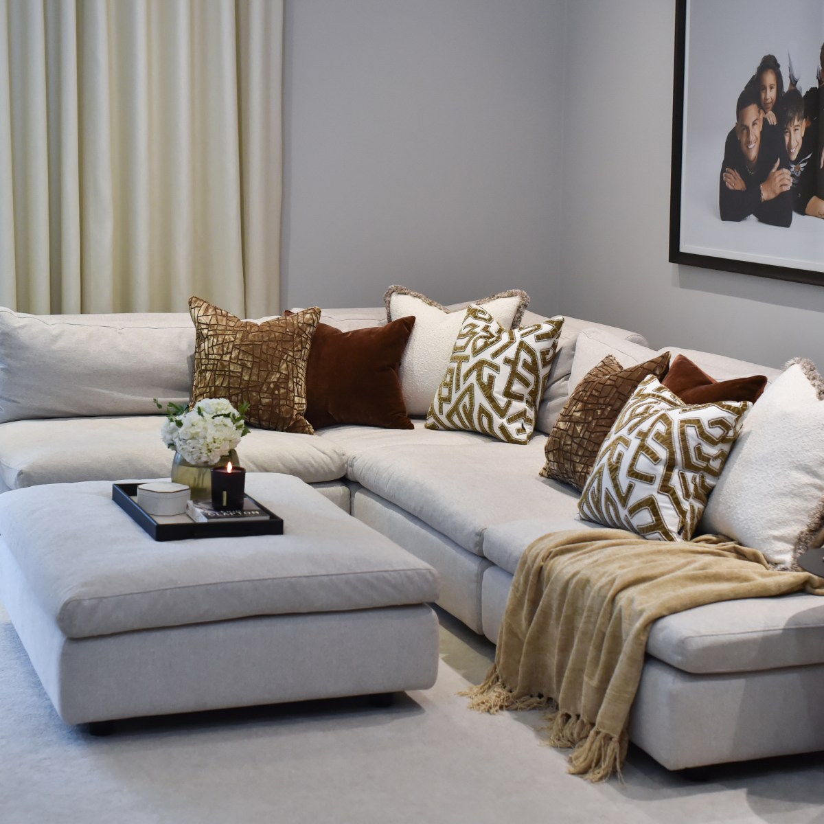 | N & D | LIVING&nbsp;ROOM